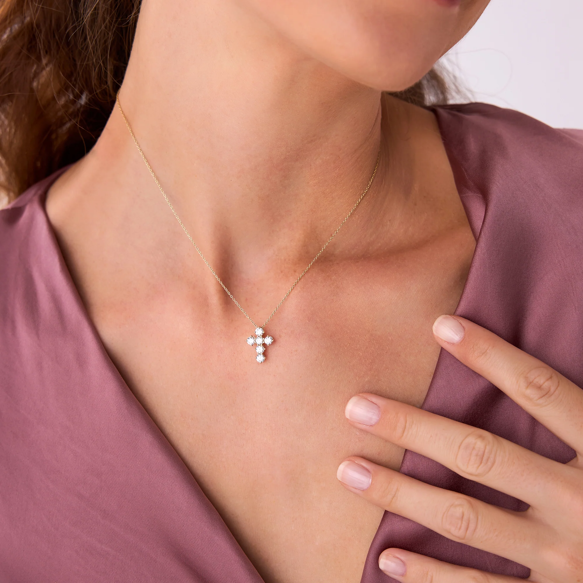 14k 0.99 Ctw Round Brilliant Lab Grown Diamond Cross Necklace - Imani - Image 2