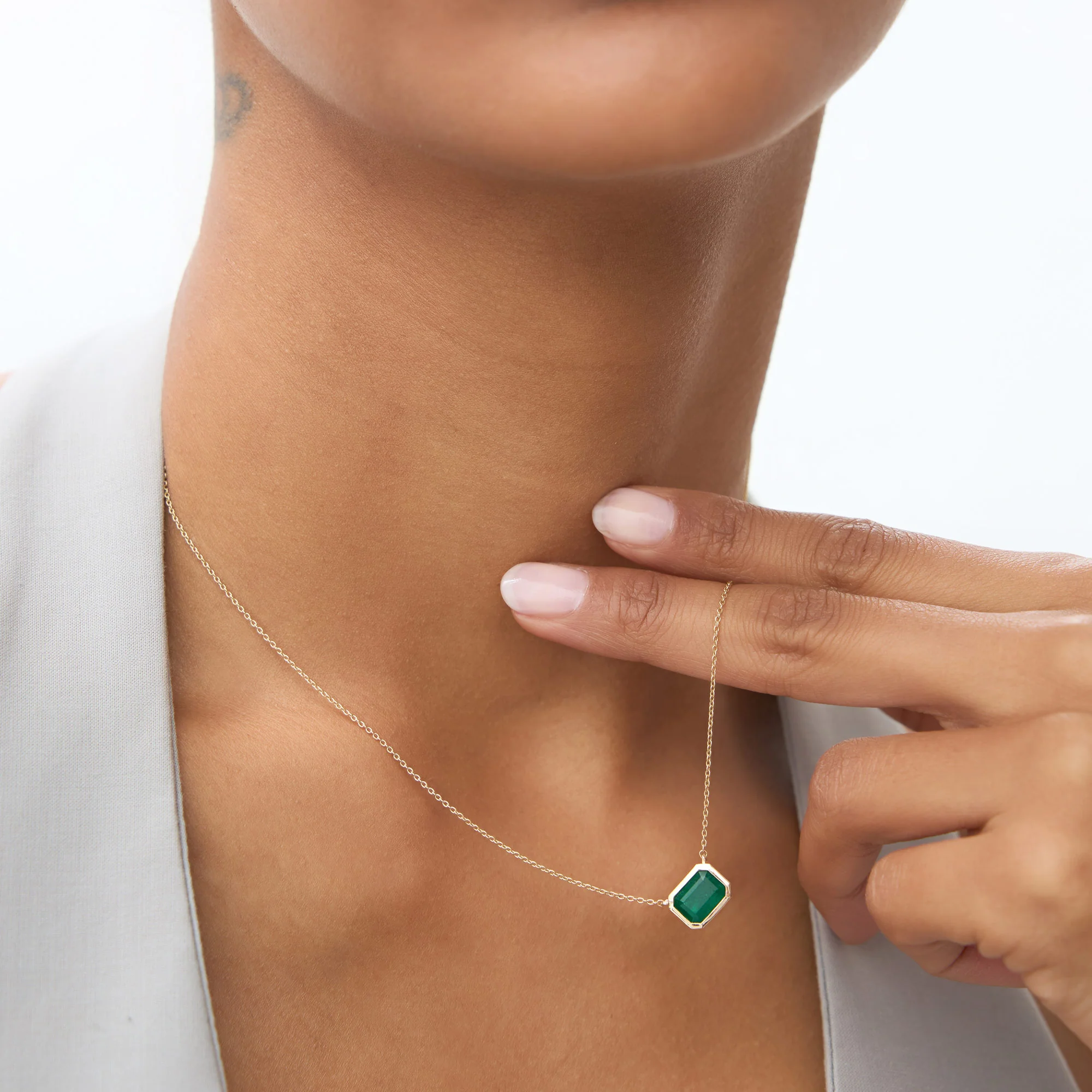 14k 1.50 - 2.20 Ctw Octagon Cut Bezel Setting Necklace - Image 5