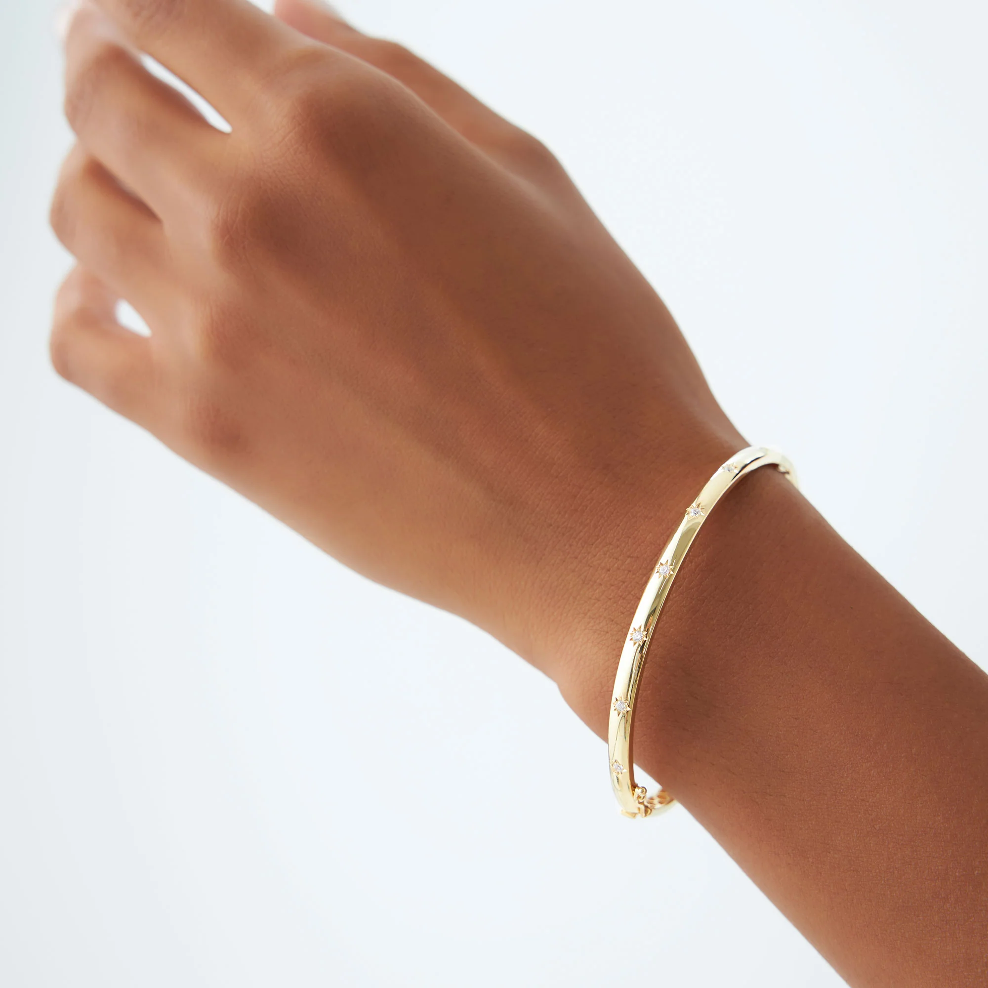 14k 4mm Dome Star Setting Diamond Bangle Bracelet - Image 3