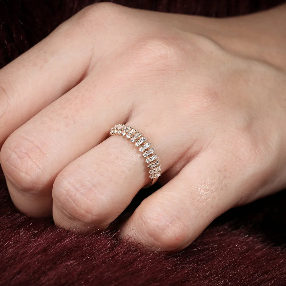 14K Bagguete Diamond Anniversary Ring - Image 4