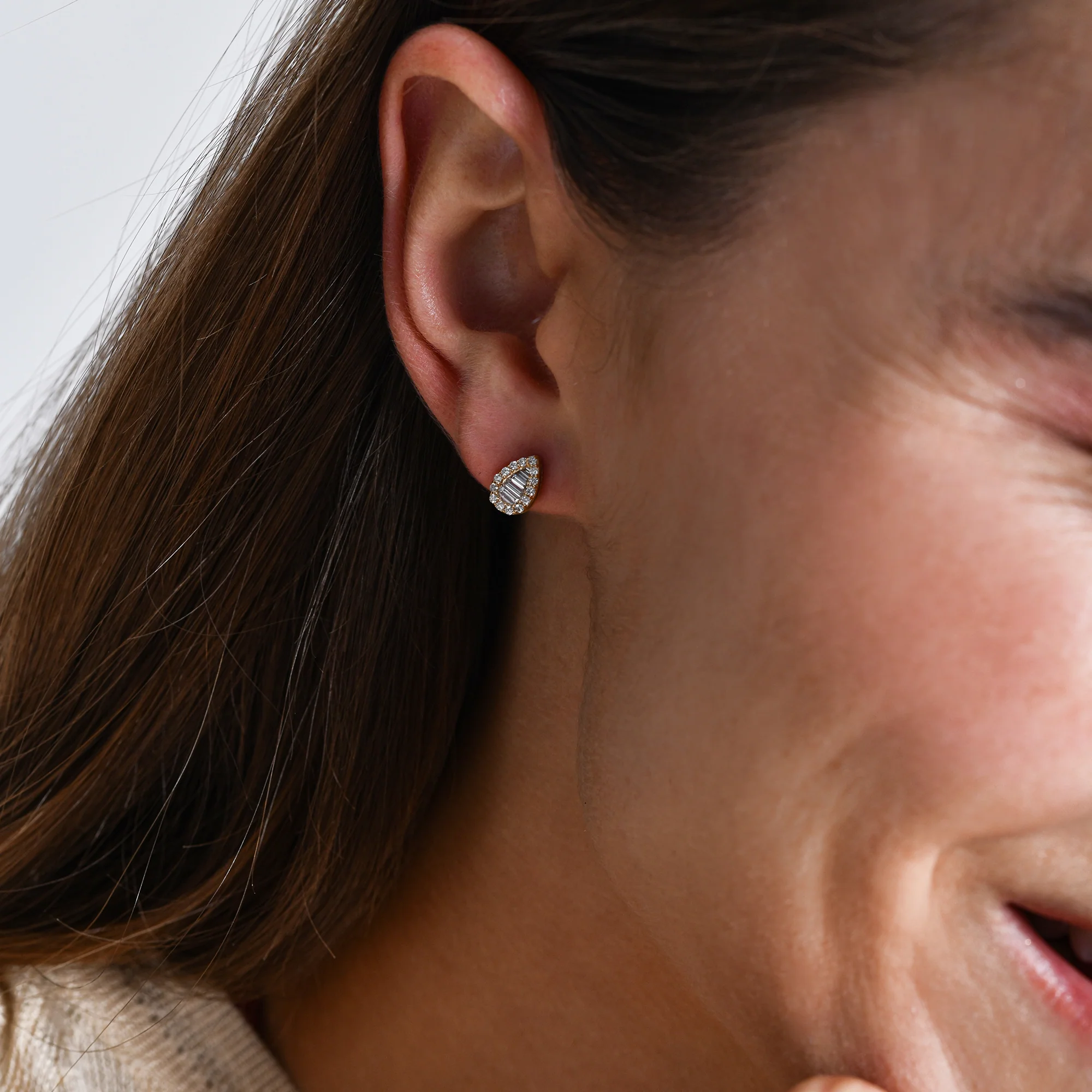 14k Baguette and Round Diamond Pear Studs - Image 3