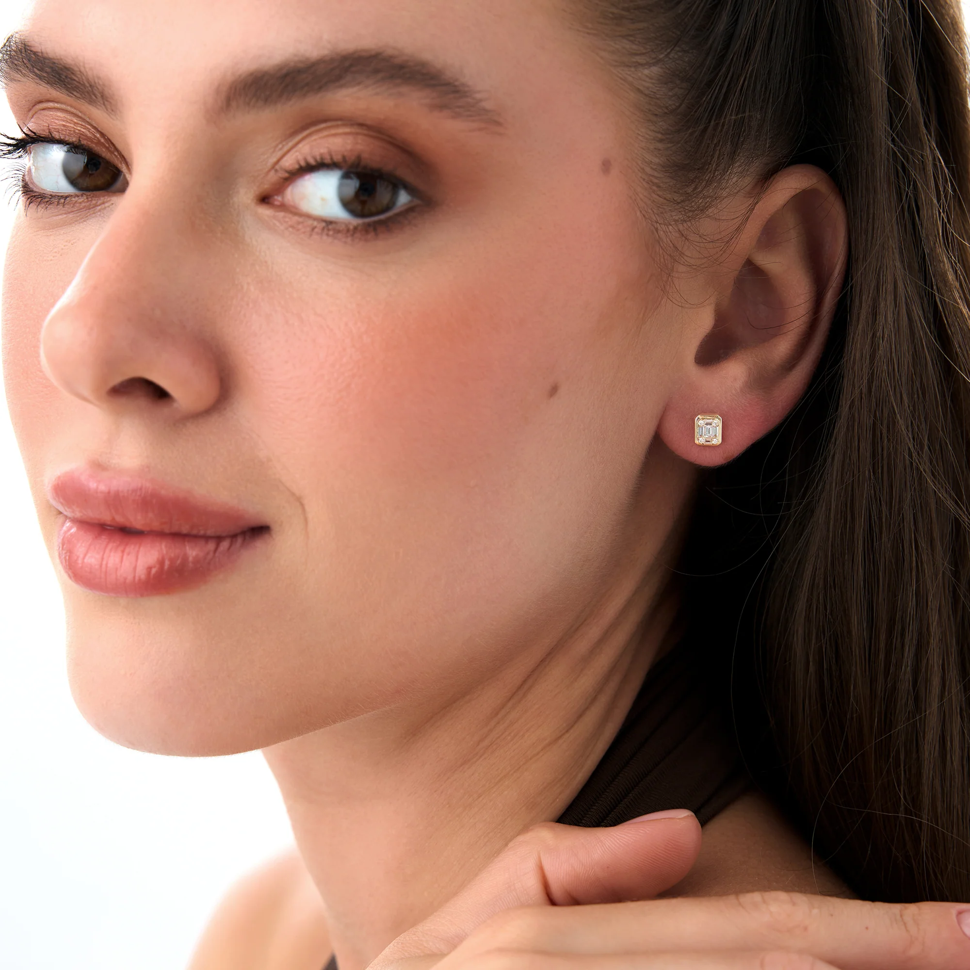 14k Baguette and Round Illusion Setting Diamond Studs - Image 3