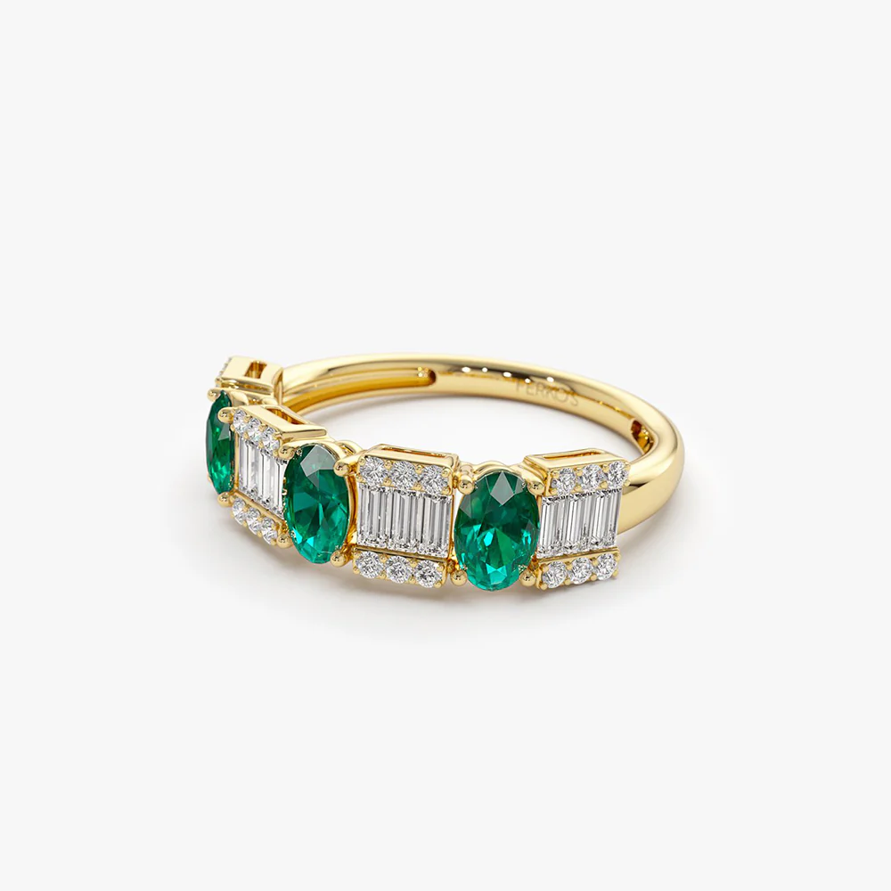 14K Baguette & Round Diamond with Genuine Emerald Ring - Image 8
