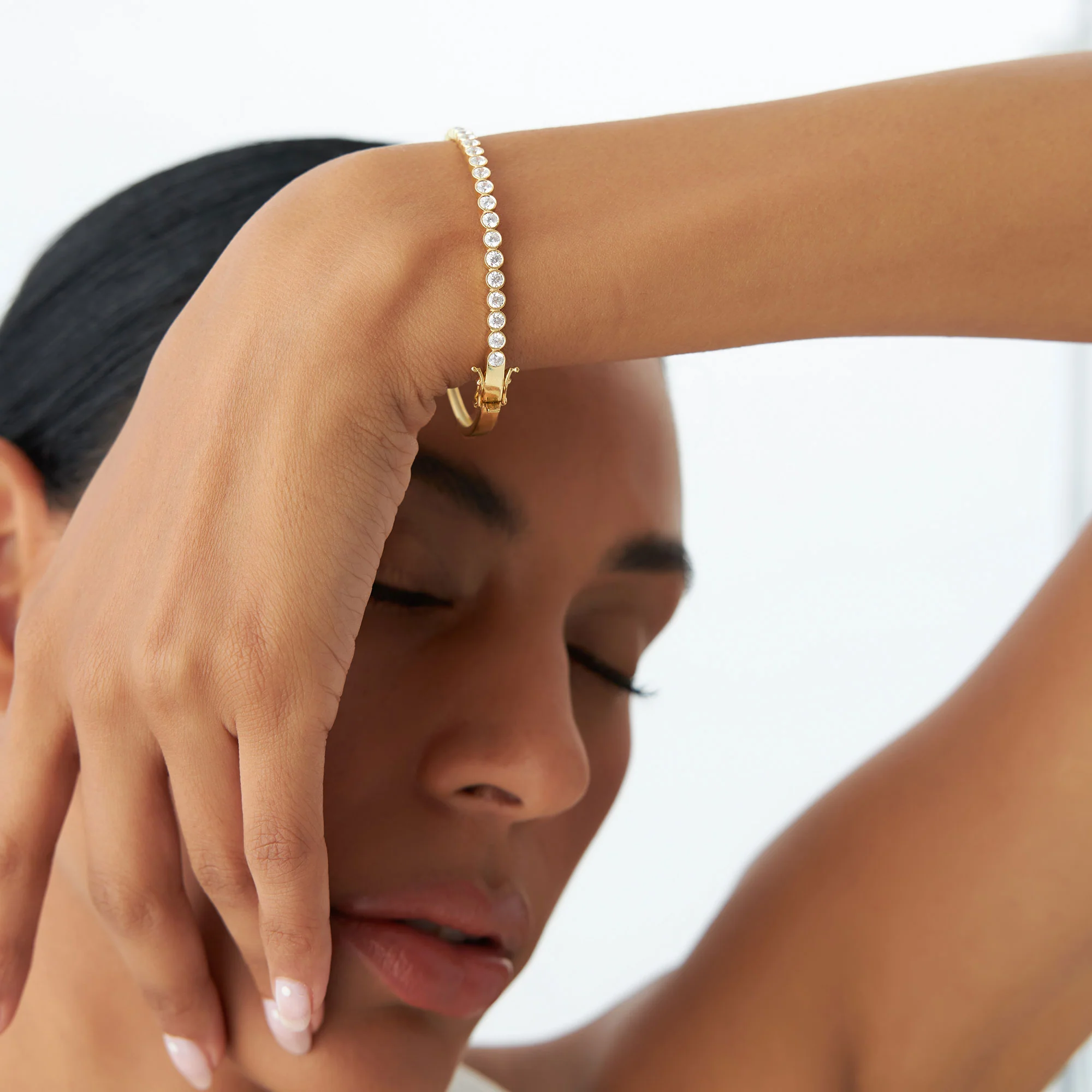 14K Bezel Setting Diamond Bangle - Image 4