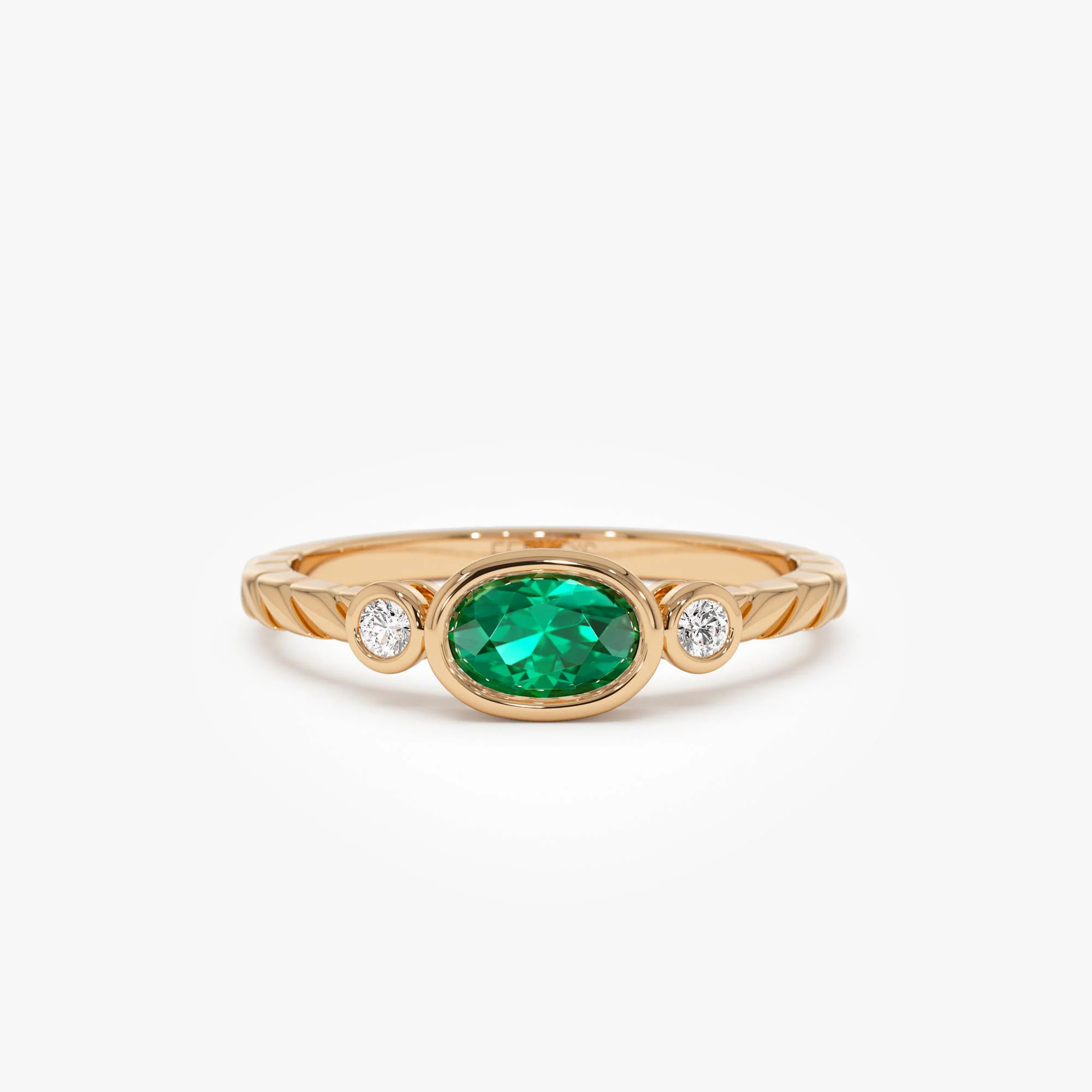 14k Classic Emerald and Diamond Ring - Image 5