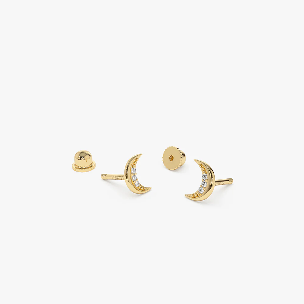14k Crescent Moon Helix Piercing - Image 6