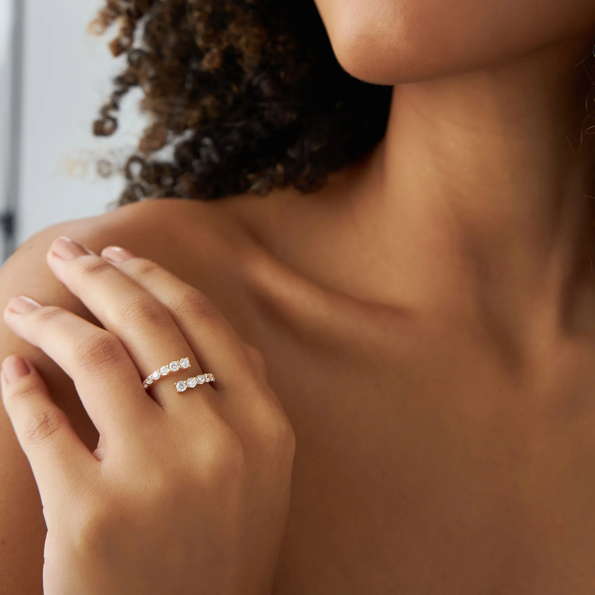 14k Cross Over Graduated Diamond Wrap Ring - Image 6