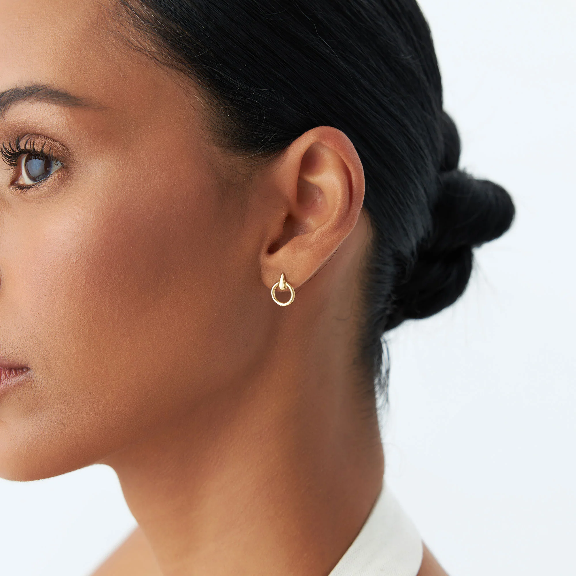 14k Dainty Circle Drop Earrings - Image 4