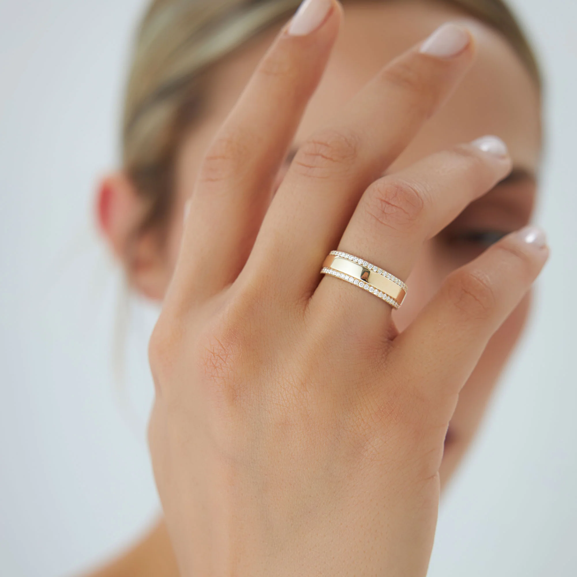 14k Diamond Diamond Edge Wedding Band - Image 3