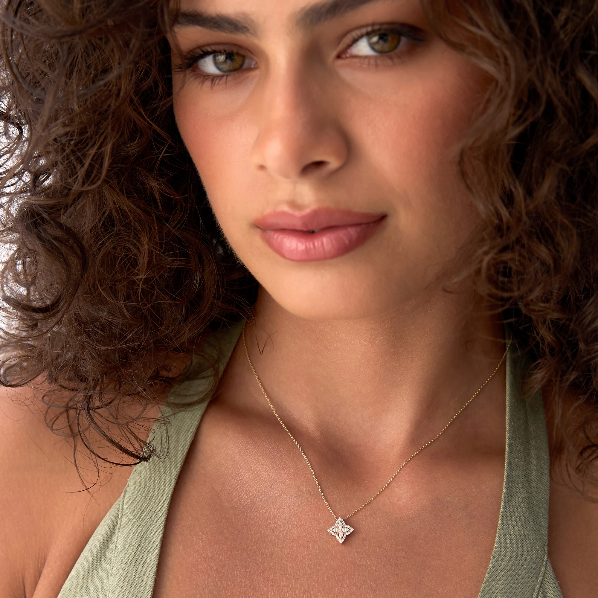 14k Diamond Petal Cluster Pendant Necklace - Image 5