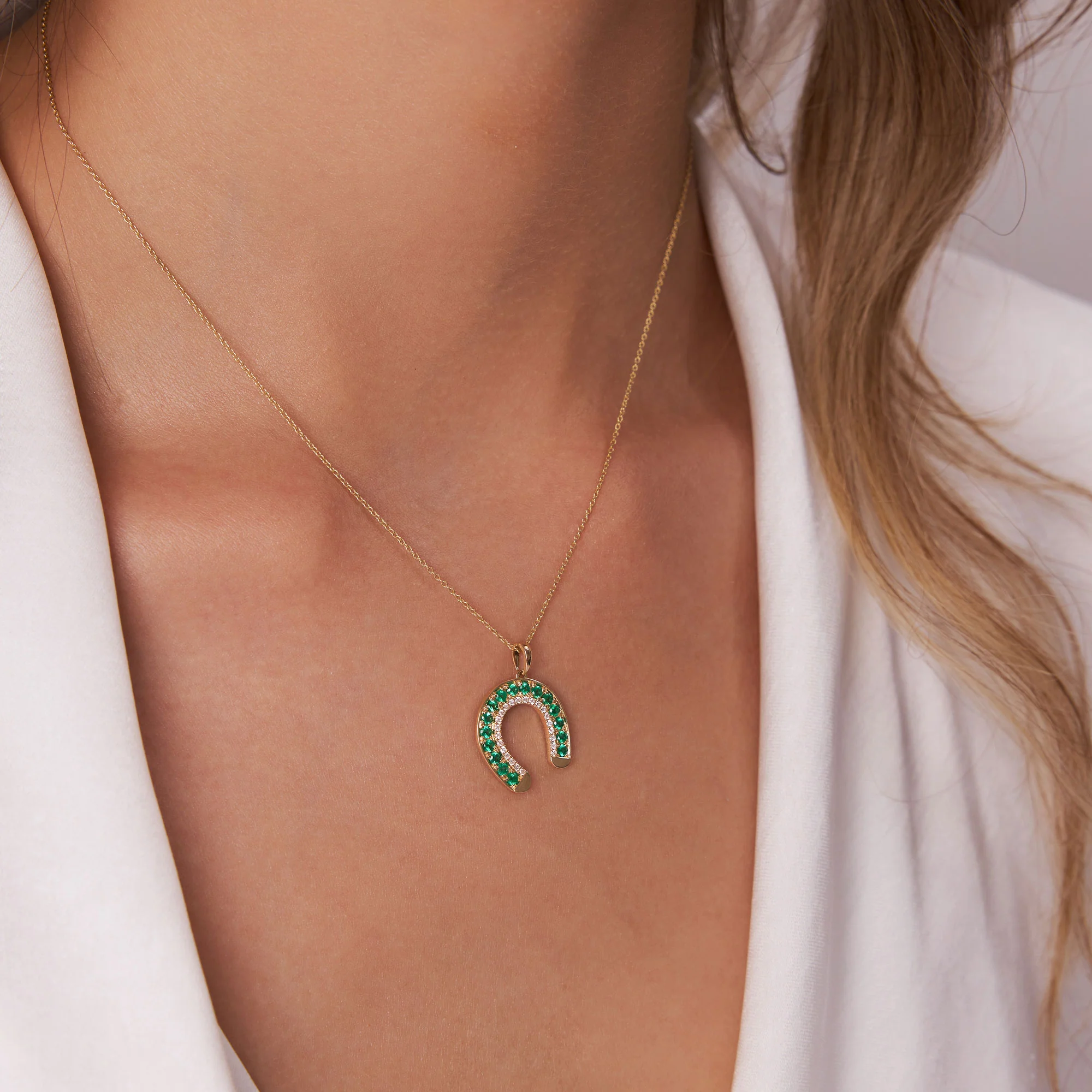 14k Emerald and Diamond Horseshoe Pendant - Image 4