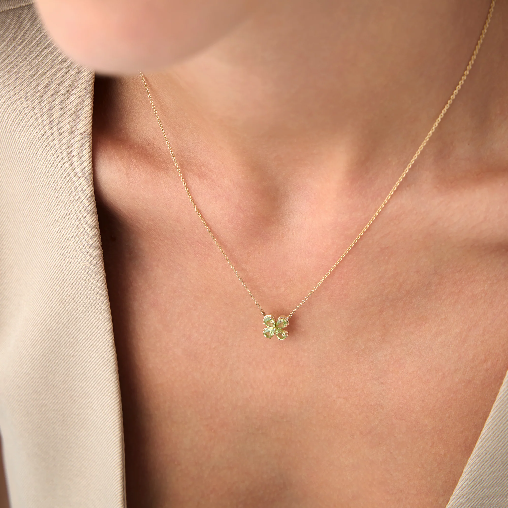 14K Four Leaf Peridot Clover Necklace - Image 5