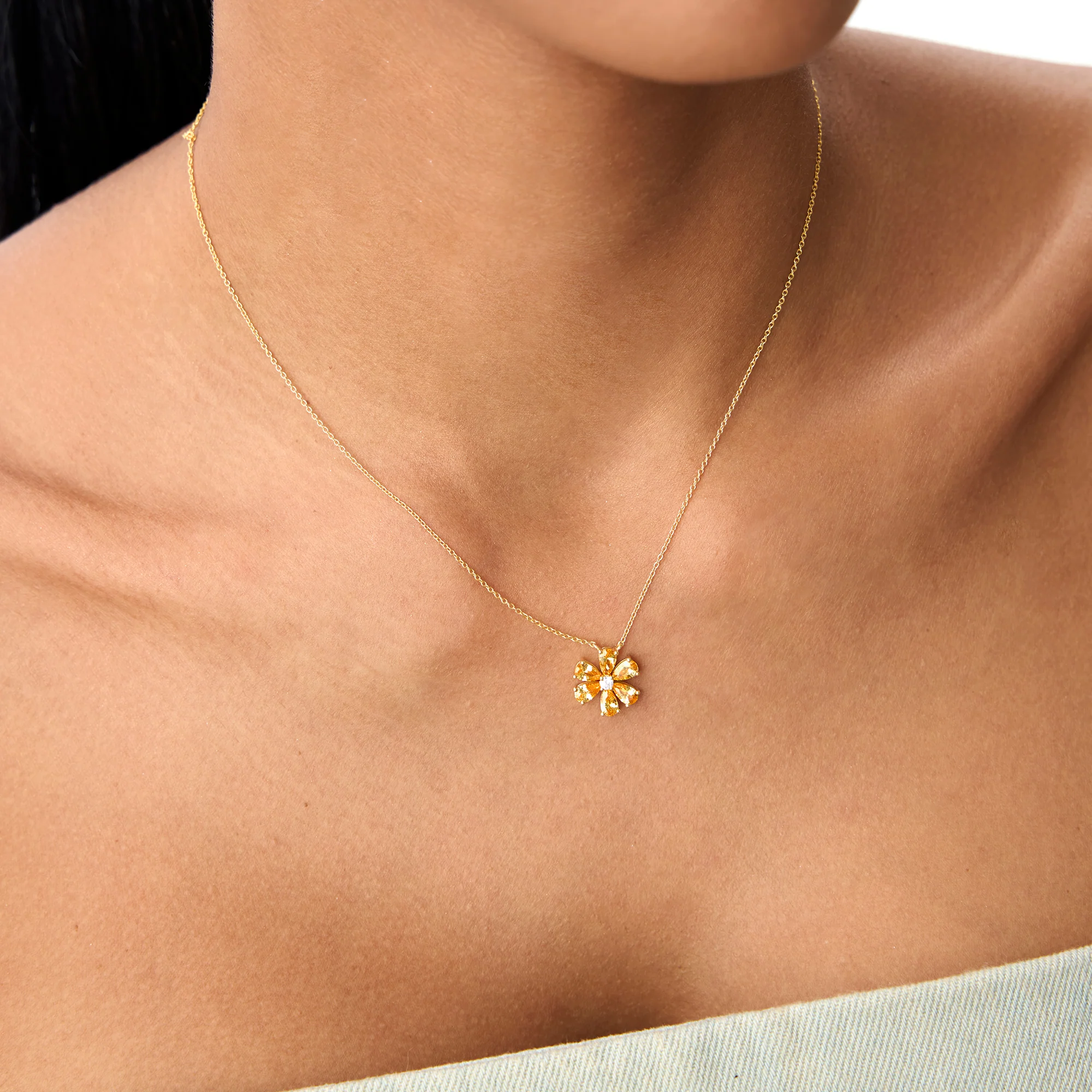 14K Gold Citrine Flower Necklace - Image 3