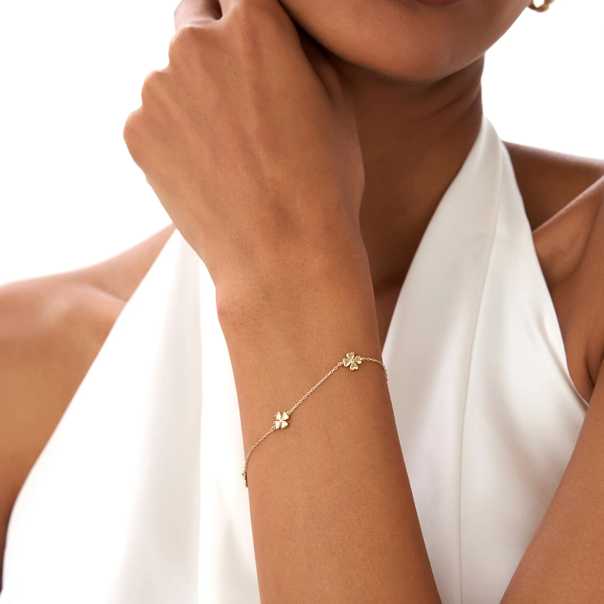 14k Gold Clover Station Bracelet - Image 2