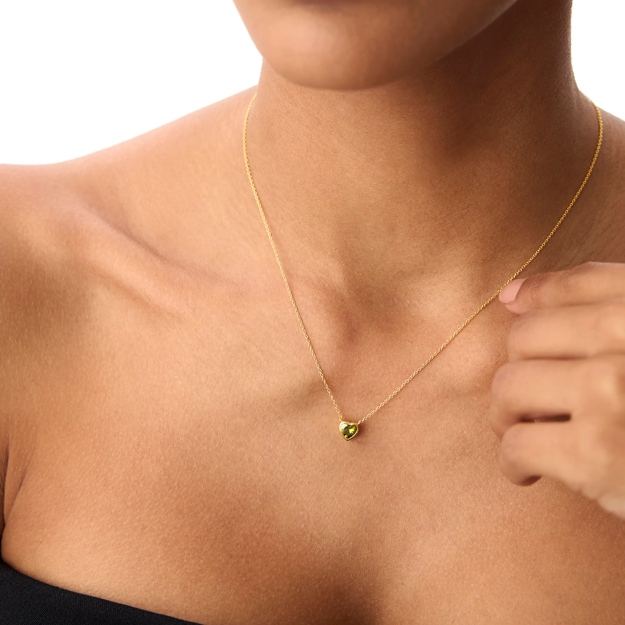 14K Gold Heart Shaped Peridot Layering Necklace - Image 4