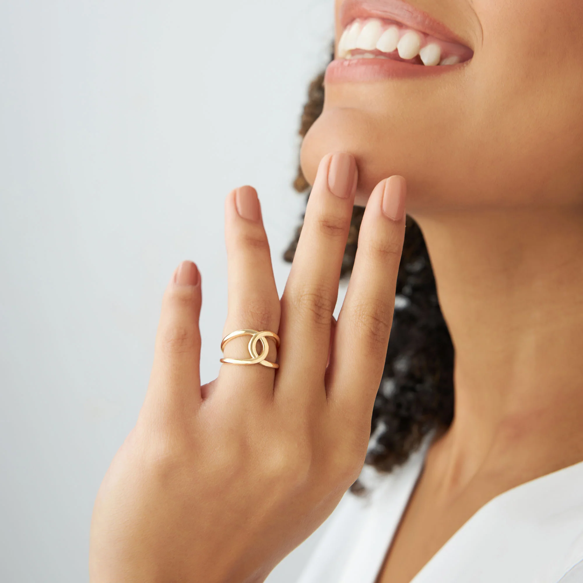 14k Gold Infinity Knot Ring - Image 4