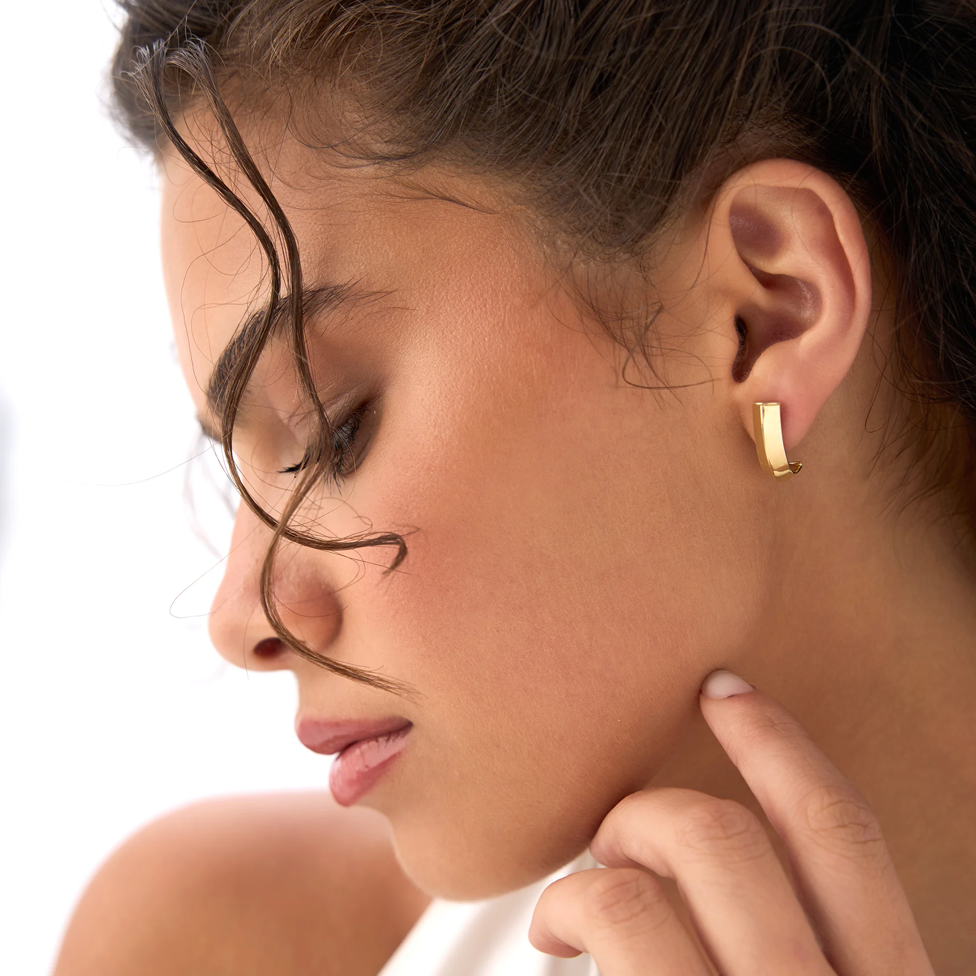 14K Gold Knife Edge Open Hoops - Image 3