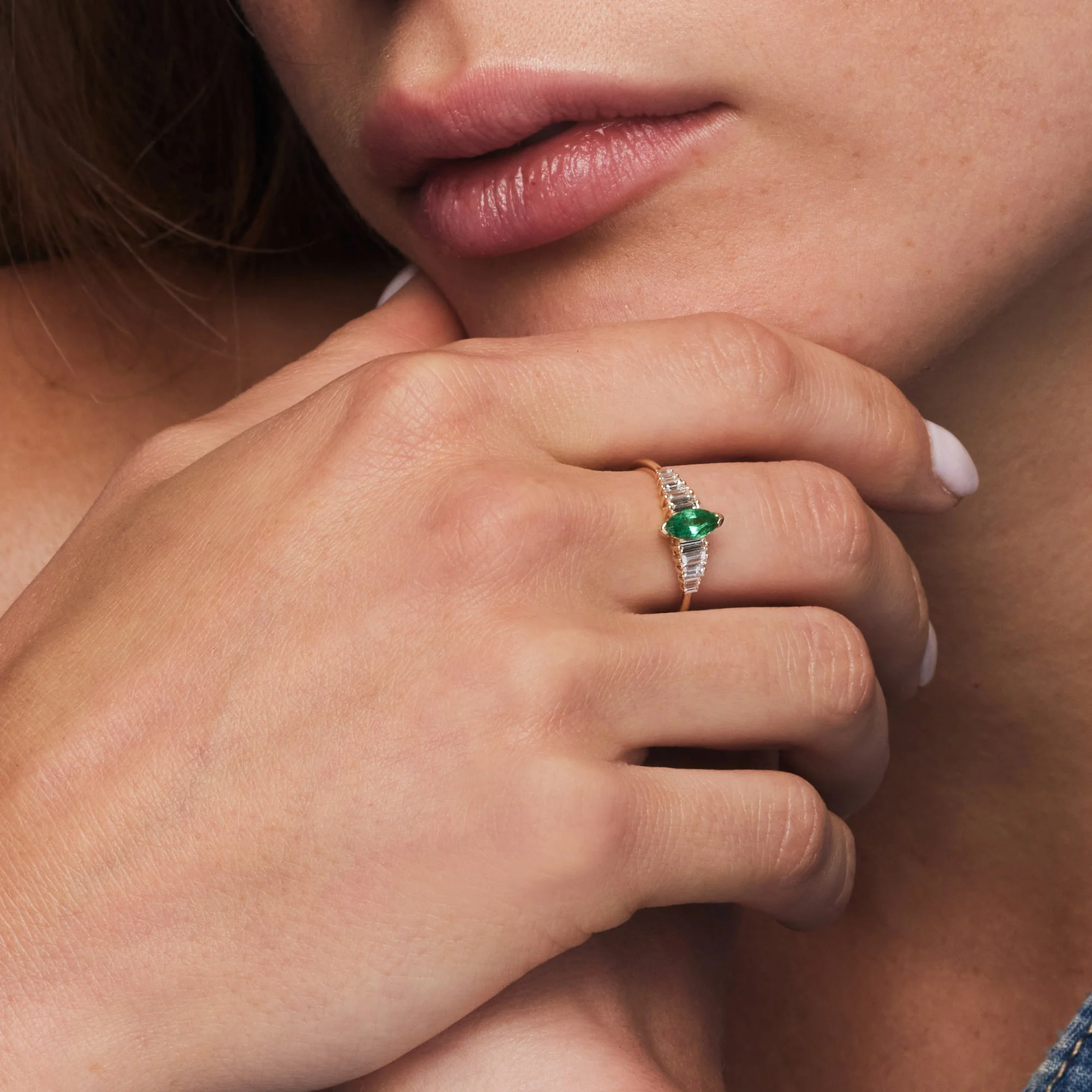 14k Gold Marquise Shape Emerald Ring with Baguette Accents - Image 2