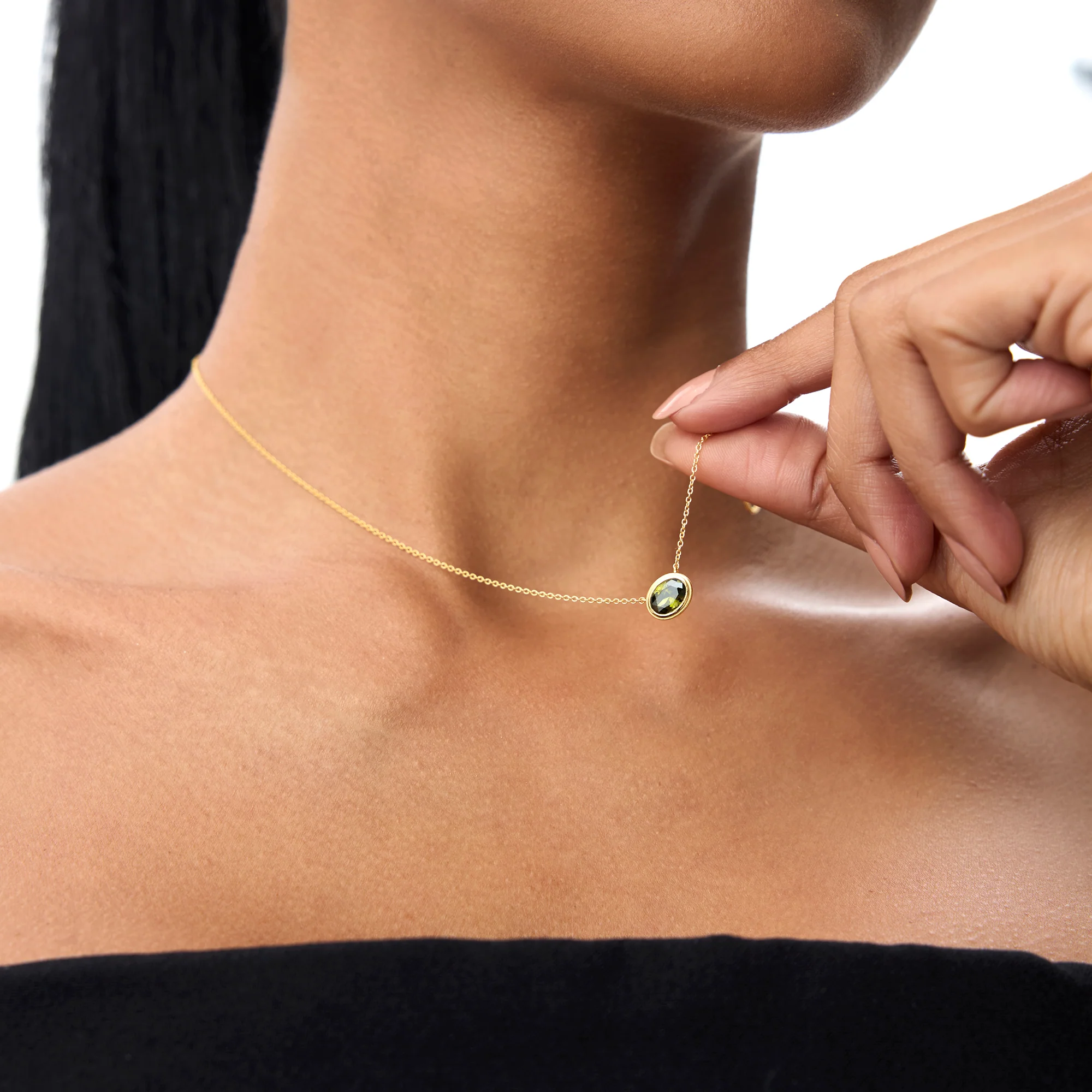 14K Gold Oval Shape Bezel Set Peridot Necklace - Image 2