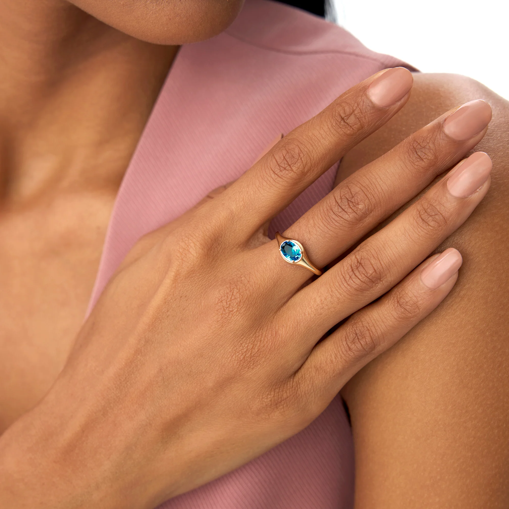 14K Oval Shape Prong Setting London Blue Topaz Ring - Image 4