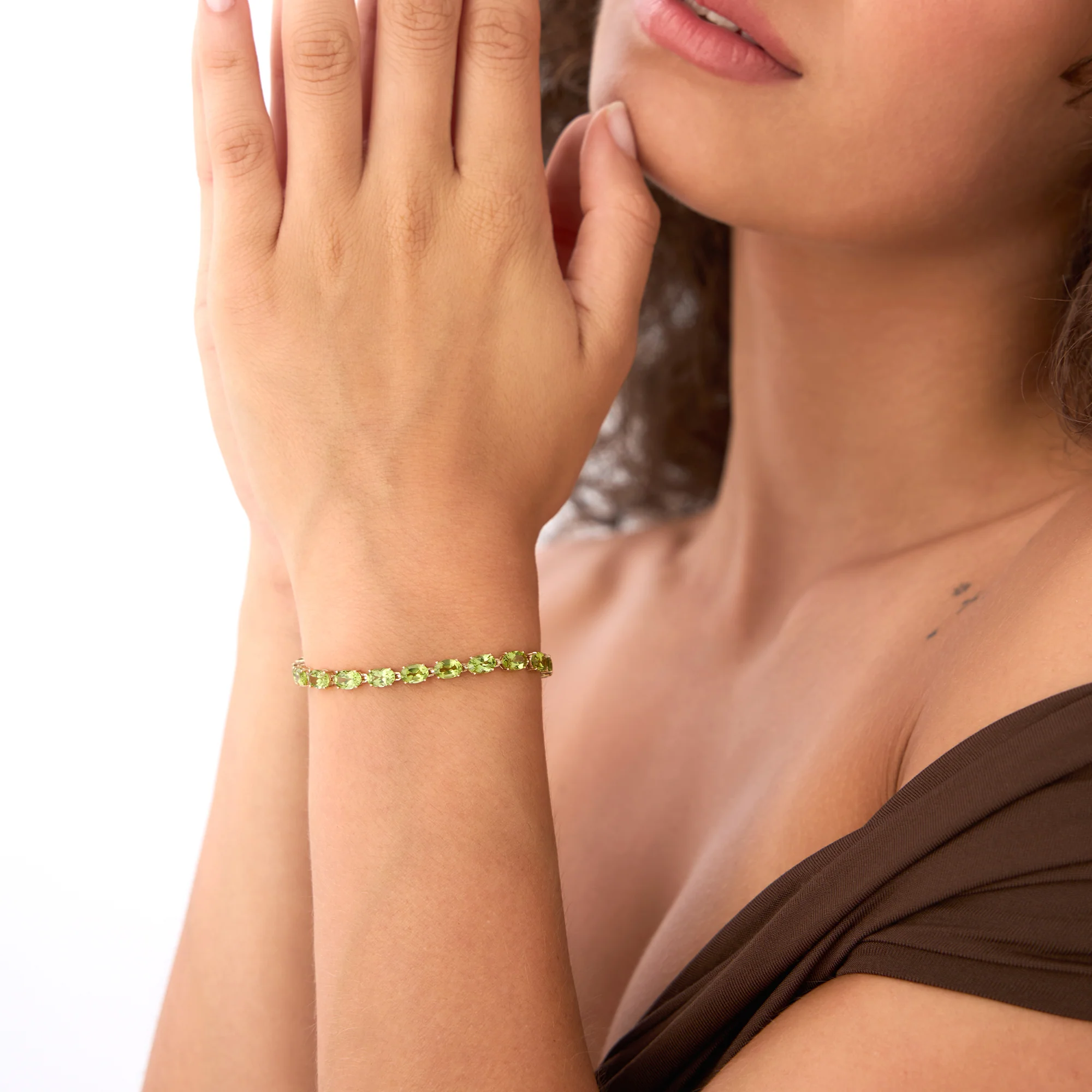 14K Gold Oval Shaped Peridot Tennis Bracelet 13.70 ctw - Image 5