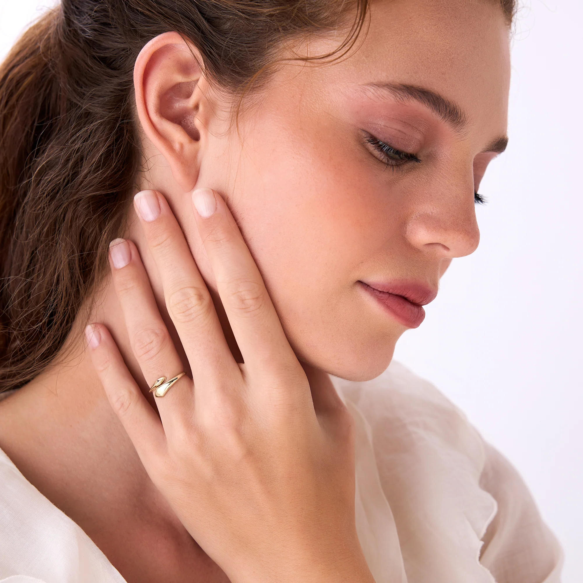 14K Gold Tapered  Bypass Ring - Image 3