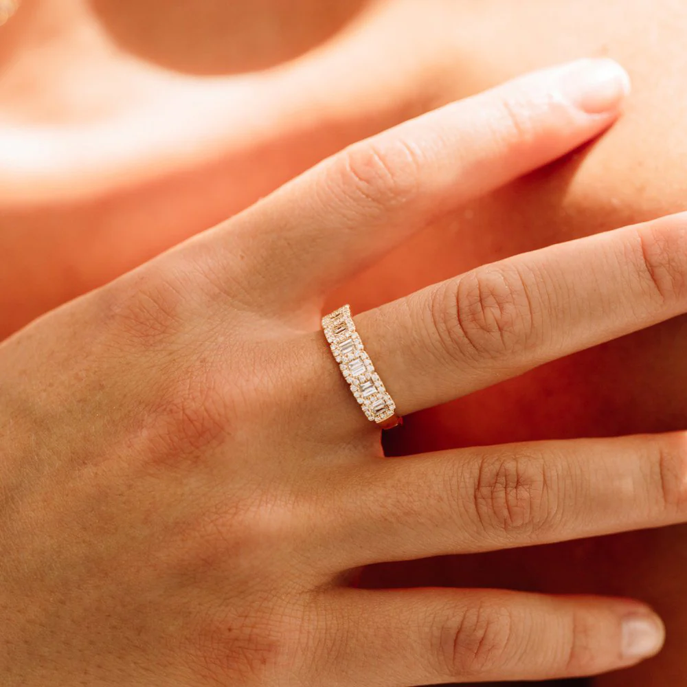 14K Gold Unique Baguette and Round Diamond Anniversary Ring - Image 4