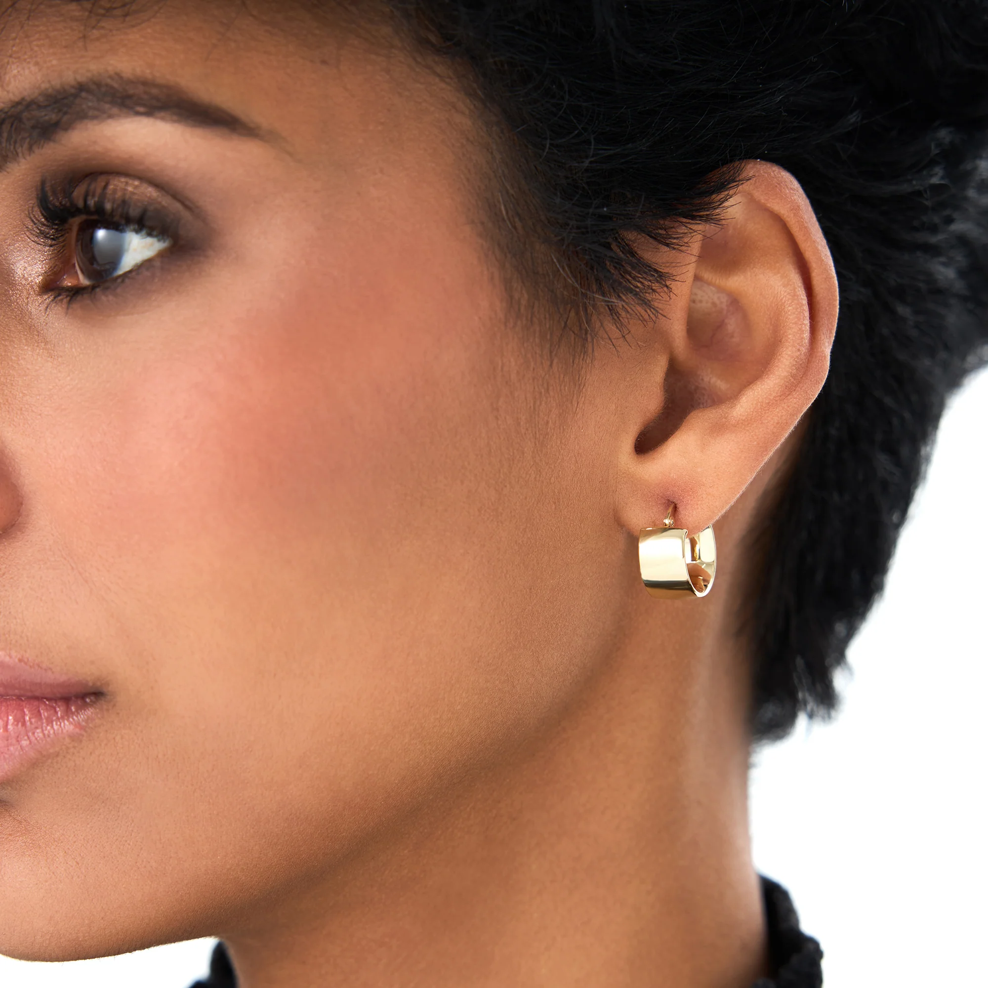 14K Gold 8MM Wide Hoop Earrings - Image 2