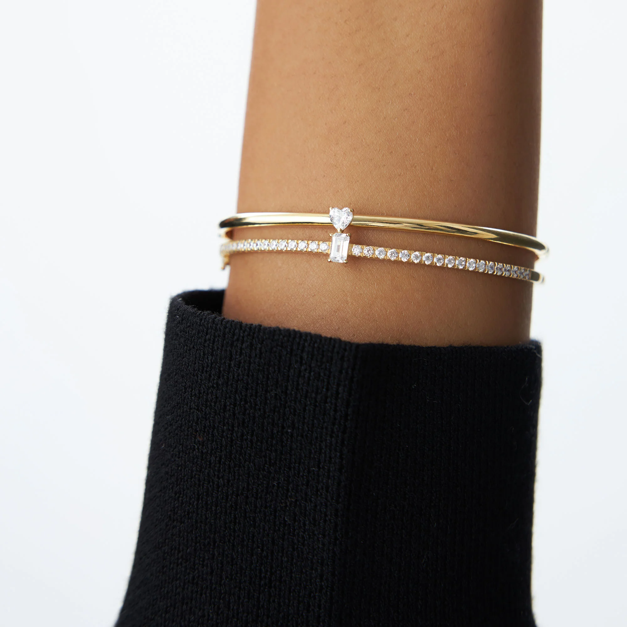 14K Heart Shape Diamond Solitaire Bangle - Image 5
