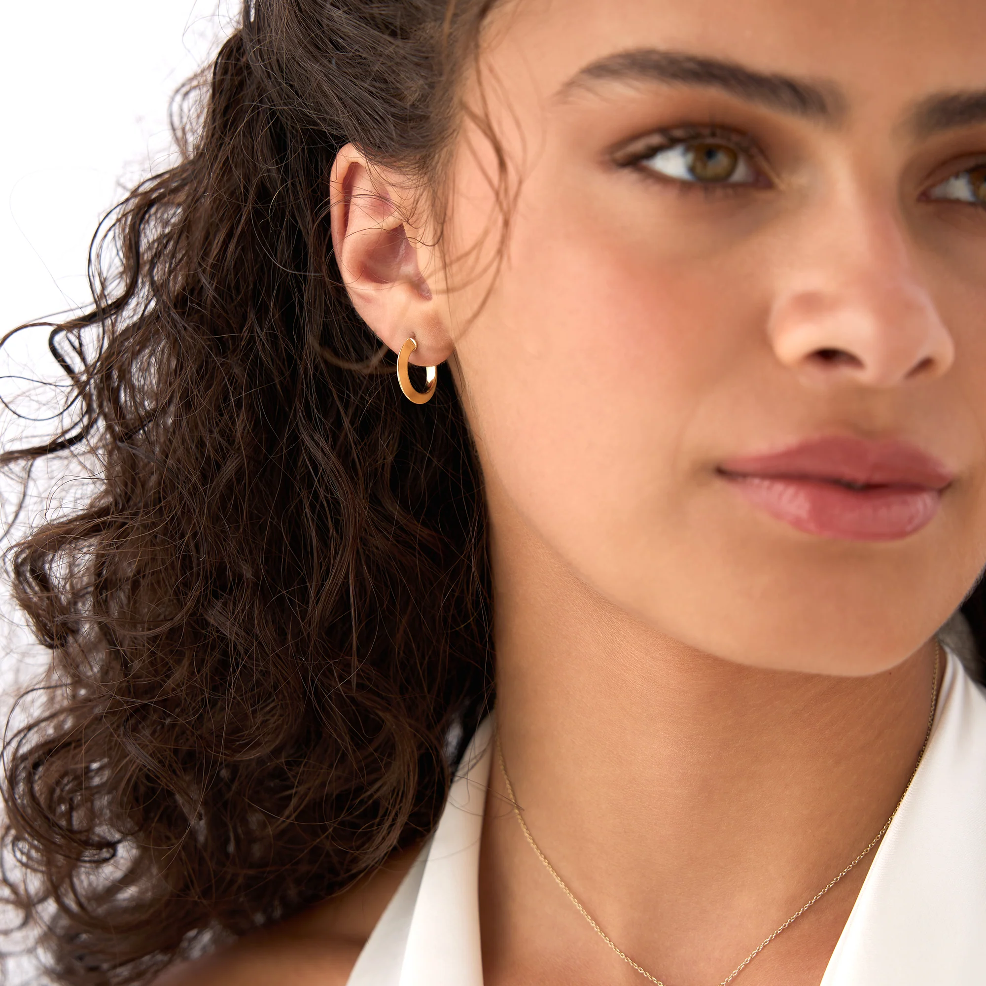 14K Knife Edge Hoop Earrings - Image 3