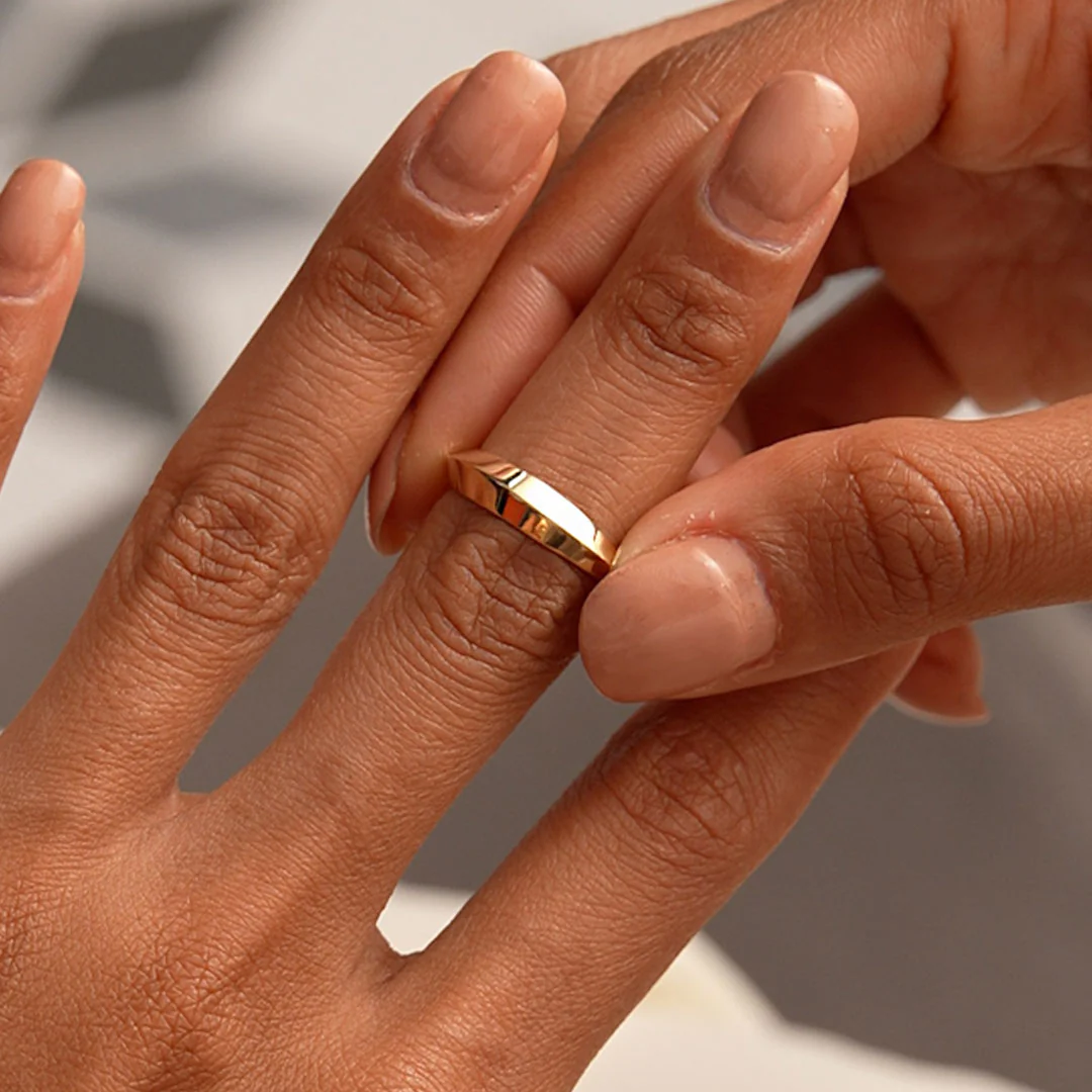 14k Knife Edge Wedding Band - Image 3