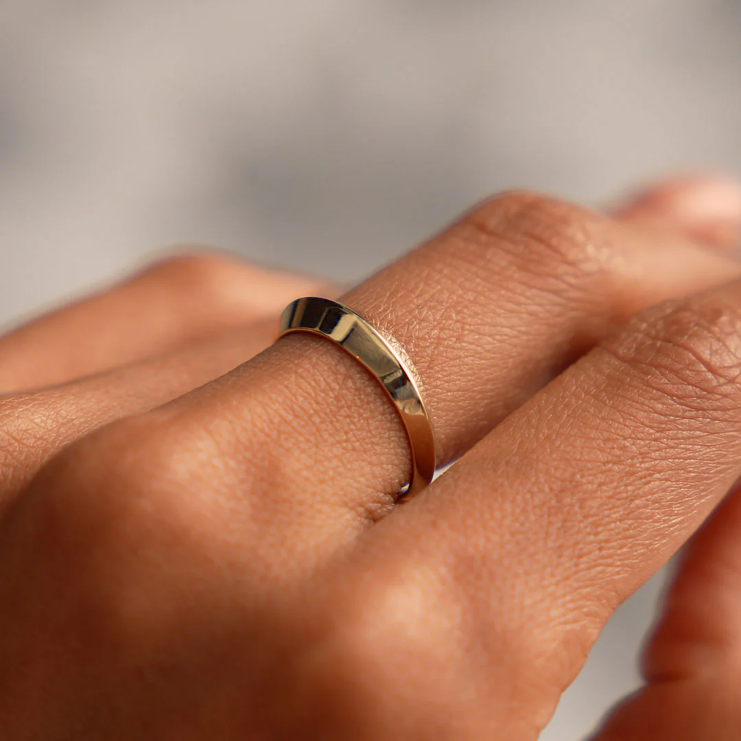 14k Knife Edge Wedding Band - Image 4