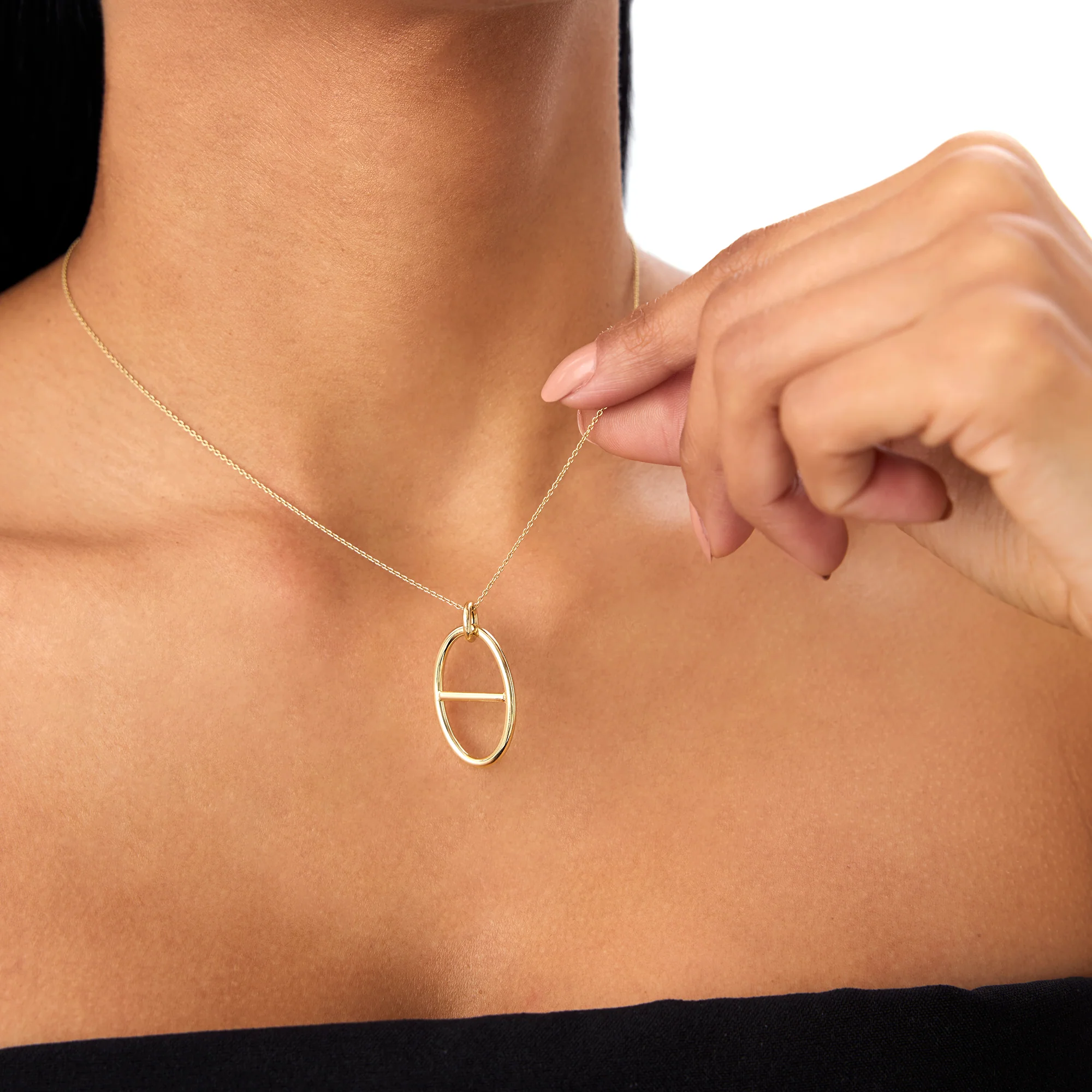 14k Minimalist Oval Pendant Necklace - Image 2