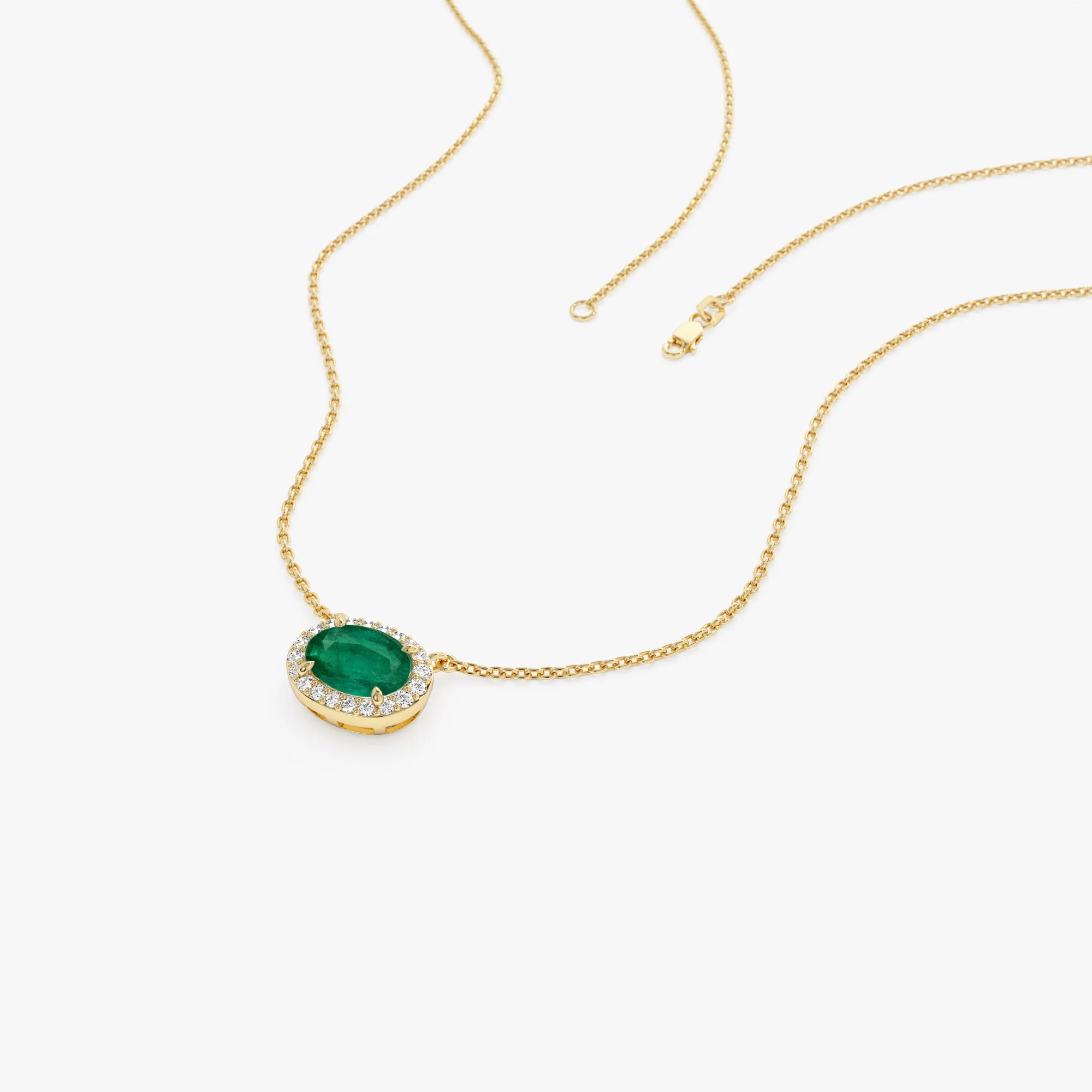 14k Oval Shape Emerald in Diamond Halo Setting - Image 9