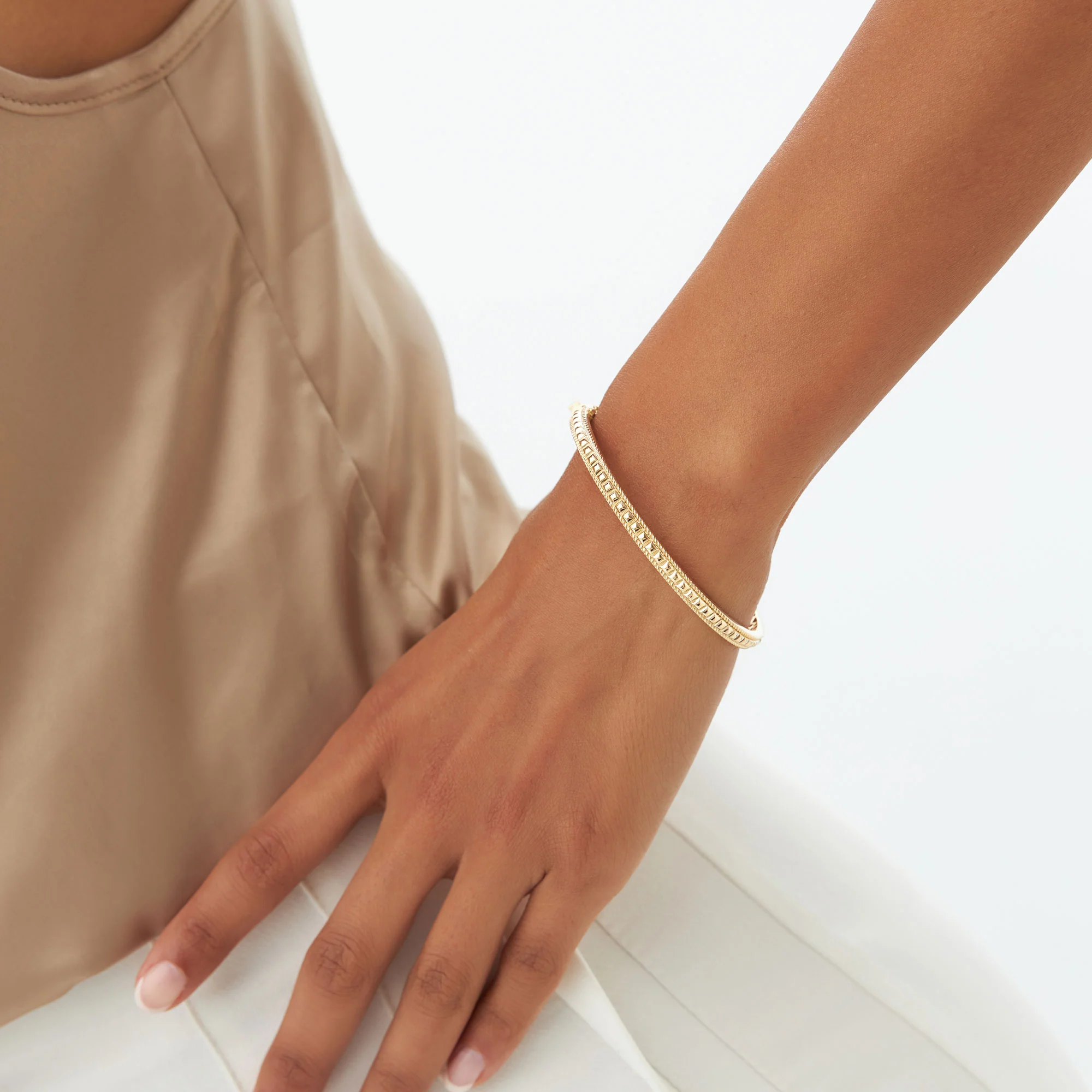 14k Pyramid Gold Bangle Bracelet - Image 4