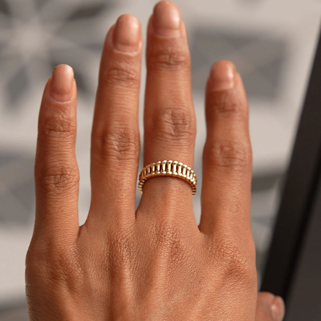 14K Sculptural Wide Band Ring - Image 4