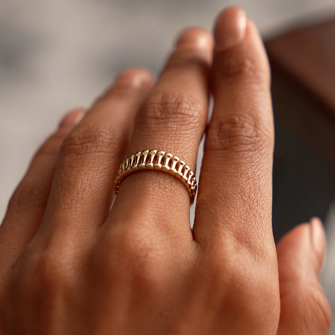 14K Sculptural Wide Band Ring - Image 5