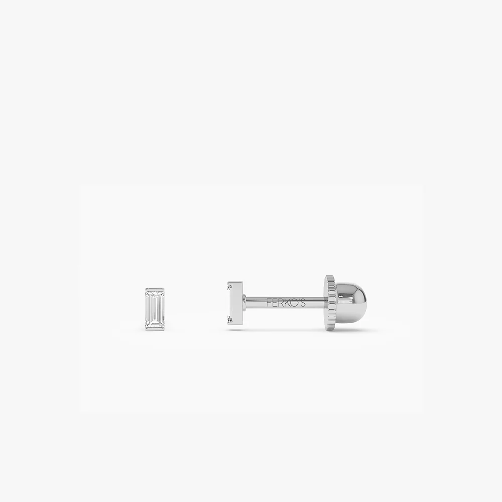 14K Single Baguette Helix Piercing - Image 4