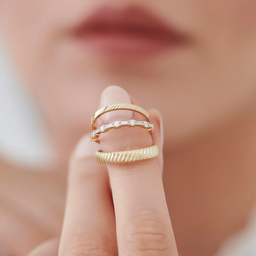 14k Solid Dome Croissant Ring - Image 3