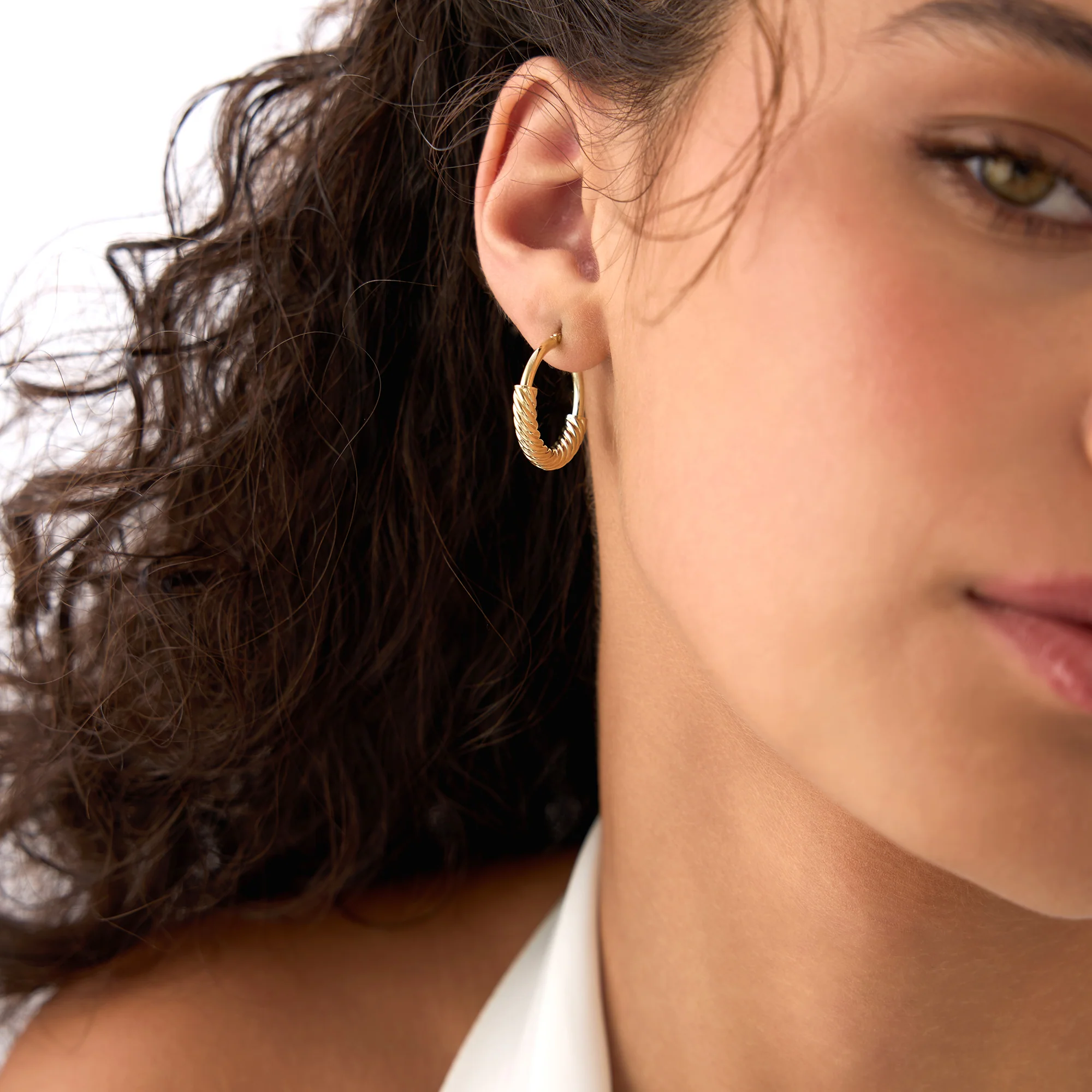 14K Twist Rope Hoop Earrings, Medium Gold Hoops - Image 2