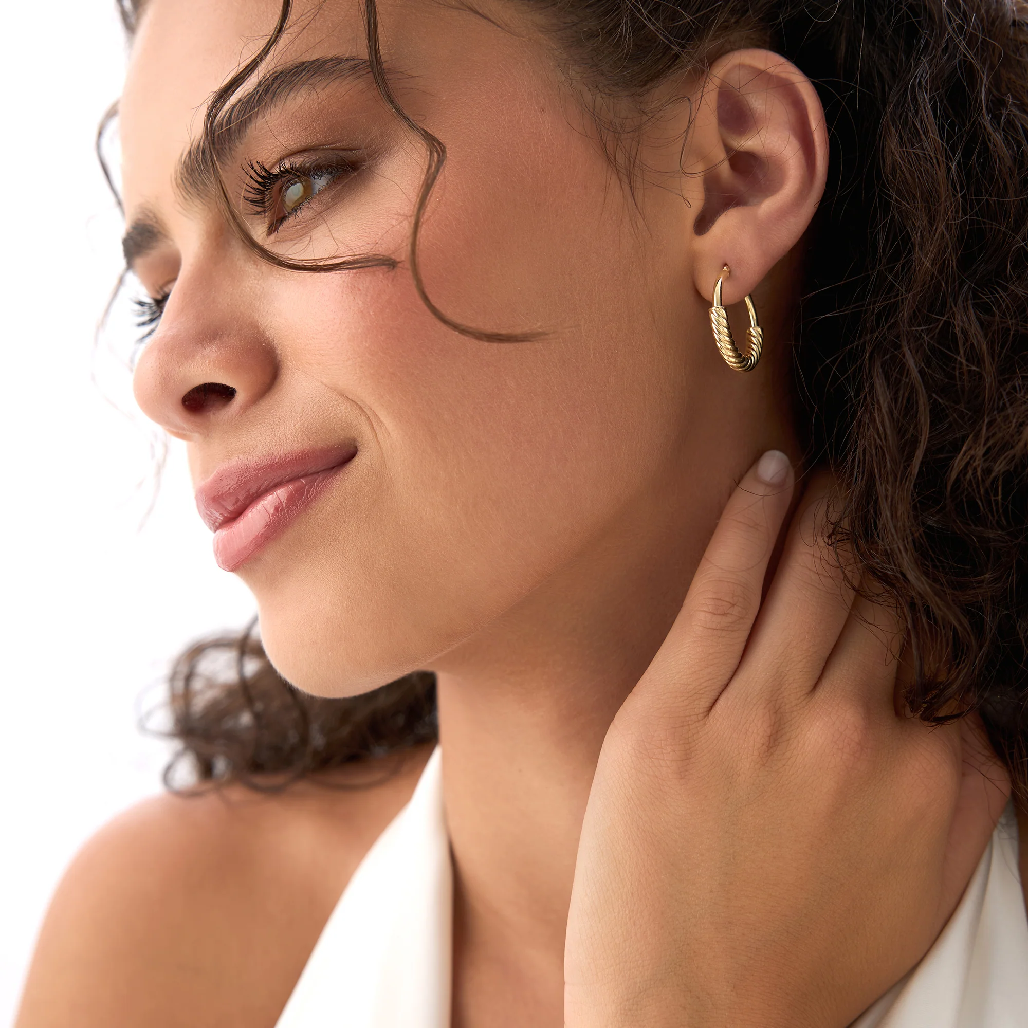 14K Twist Rope Hoop Earrings, Medium Gold Hoops - Image 3