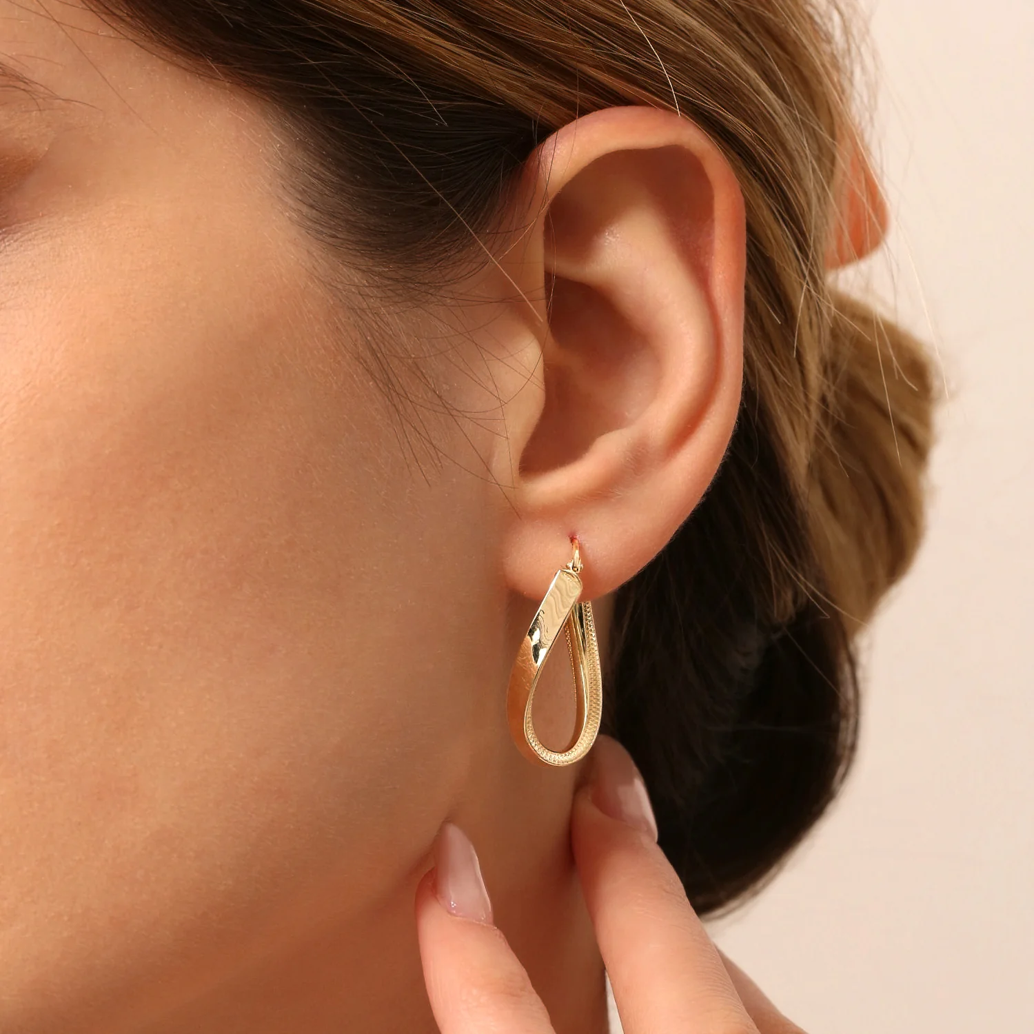 14k Unique Style Latch Back Gold Hoop Earrings - Image 4