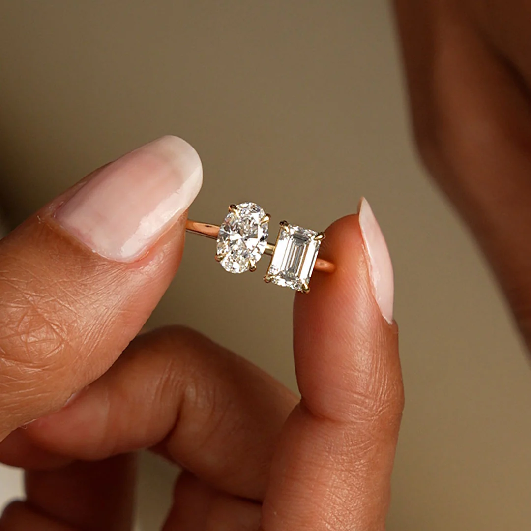 2.00 Ctw 14k Emerald & Oval Cut Toi et Moi Lab Grown Diamond Ring - Selen - Image 2