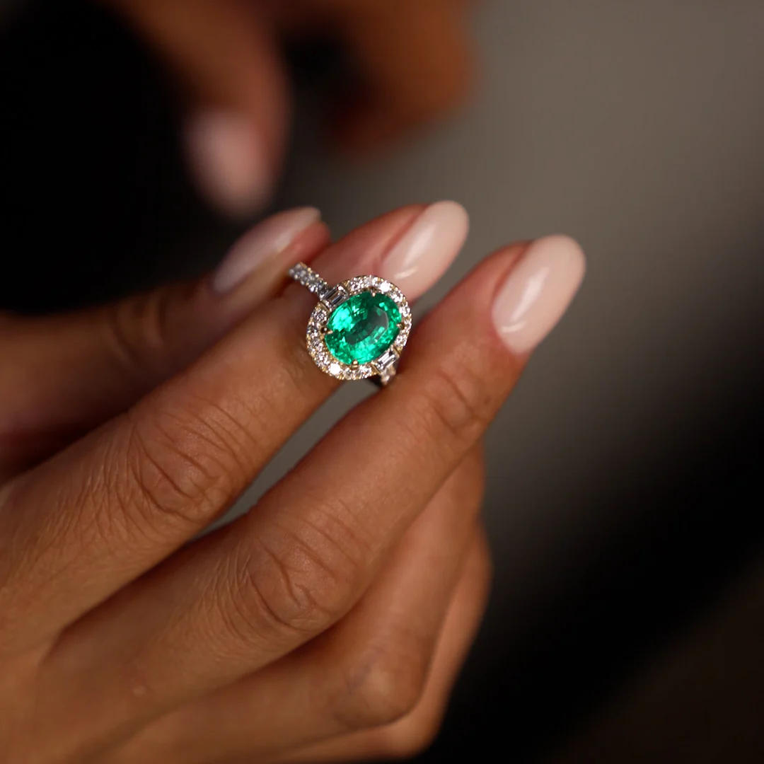 4.20 Ctw 14k Oval Shape Lab Grown Colombian Emerald and Diamond Halo Engagement Ring - Alma - Image 2