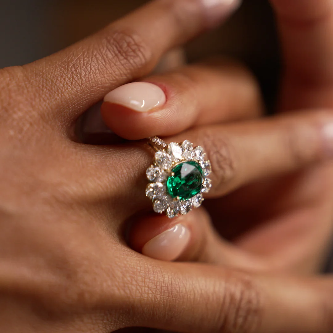 5.30 Ctw 14k Lab Grown Colombian Emerald and Oval Diamond Halo Statement Ring - Nysa - Image 4